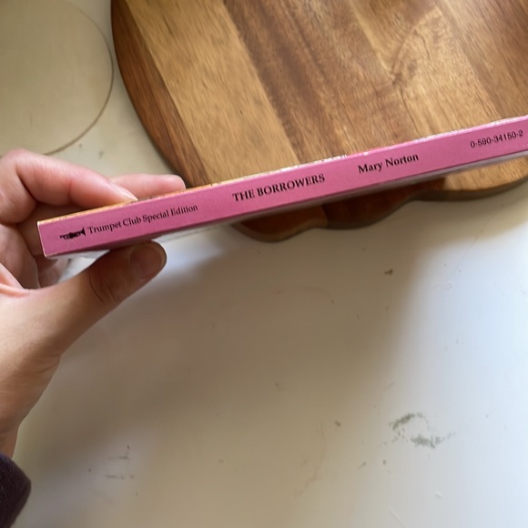 The Borrowers - Author: Mary Norton - Picture 3 of 4